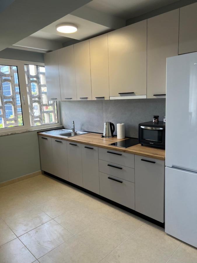Apartment In Skanderbeg Square - Tirana Center 2 Экстерьер фото