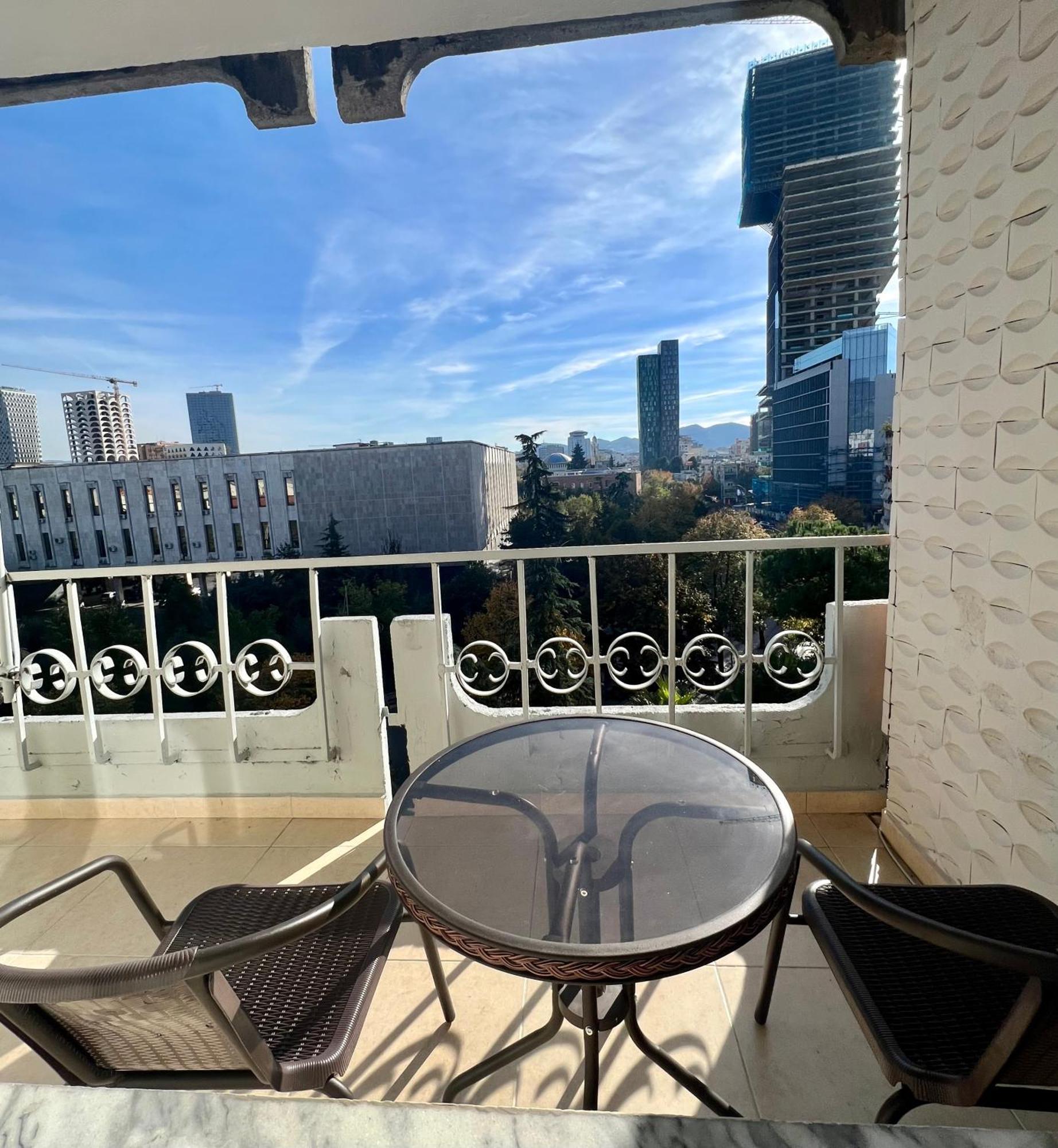 Apartment In Skanderbeg Square - Tirana Center 2 Экстерьер фото